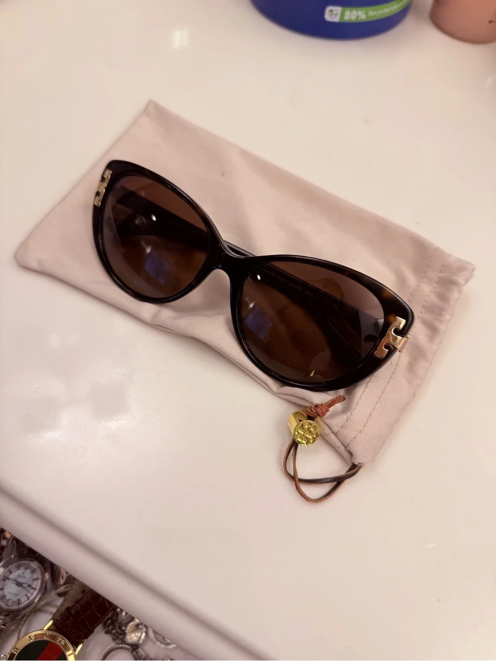 Tory Burch Cat eye sunglass